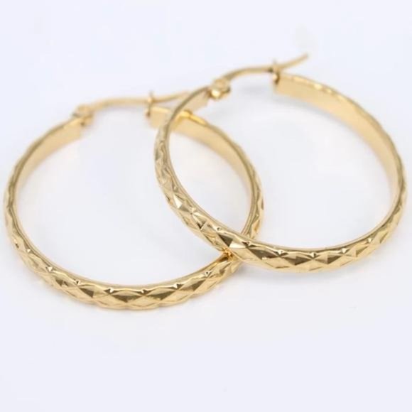 NEW 18K Yellow Gold Hoop Earrings - Picture 1 of 6